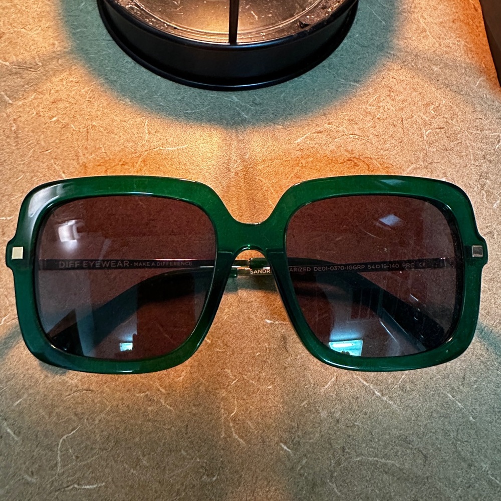 Diff Eyewear Sandra Sunglasses - Green - Picture 5 of 5